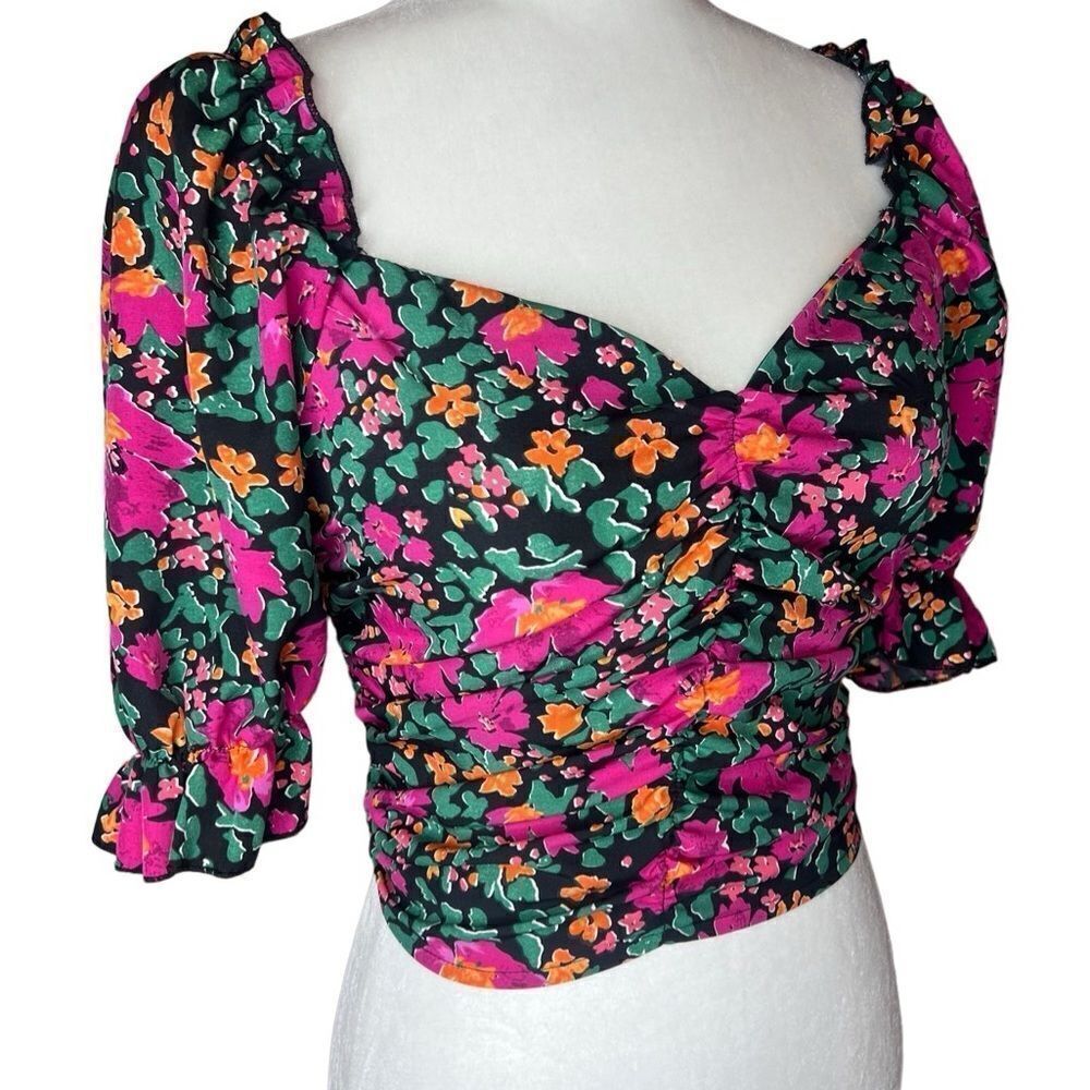 Peach smocked floral sweetheart top size Small